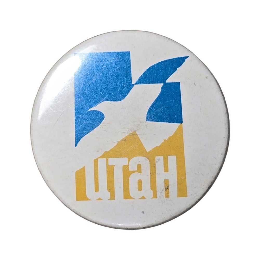 Vintage Utah State Souvenir Travel Pin Button B82